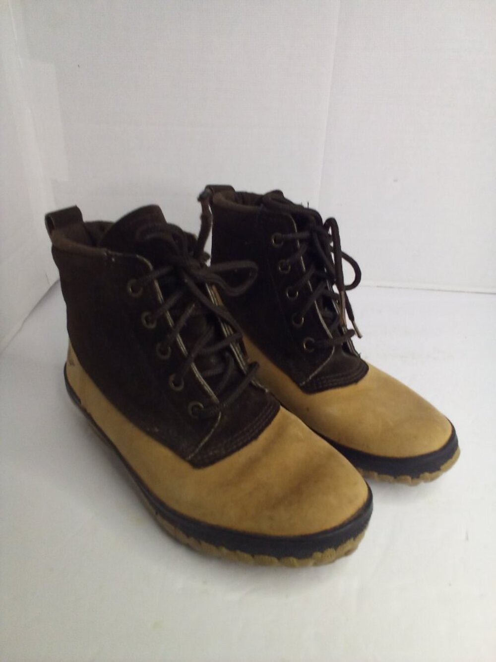 American Eagle Duck Boots Women 6.5 Ankle Lace Up Suede Rubber Sole Brown